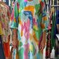 Camisa Longa em Algodão e Linho com Estampado Artístico em Aquarela e Decote em V