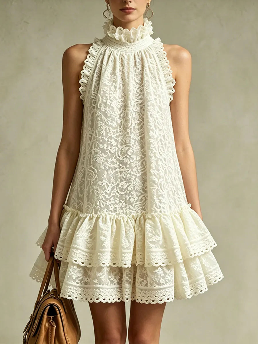 Minivestido Feminino Vintage Renda Bege, Sem Mangas e com Folhos